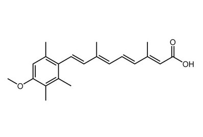 Acitretin, ≥99%